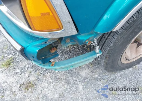 1995 Chevrolet S Truck S10 z USA, uszkodzony, nr VIN 1GCCS19Z4S8249548